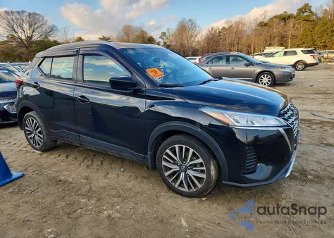 2021 Nissan Kicks Sv z USA, uszkodzony, nr VIN 3N1CP5CV9ML514485